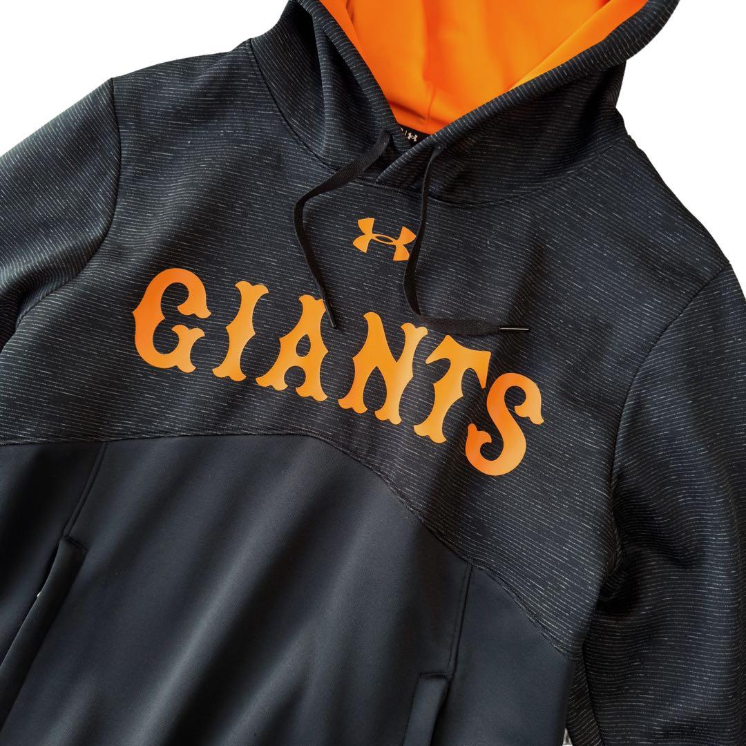 アンダーアーマー×読売ジャイアンツ アーマーフリースプルオーバーパーカー M