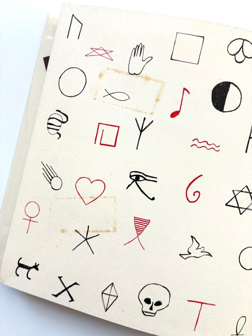 洋書「 book of symbols for children」