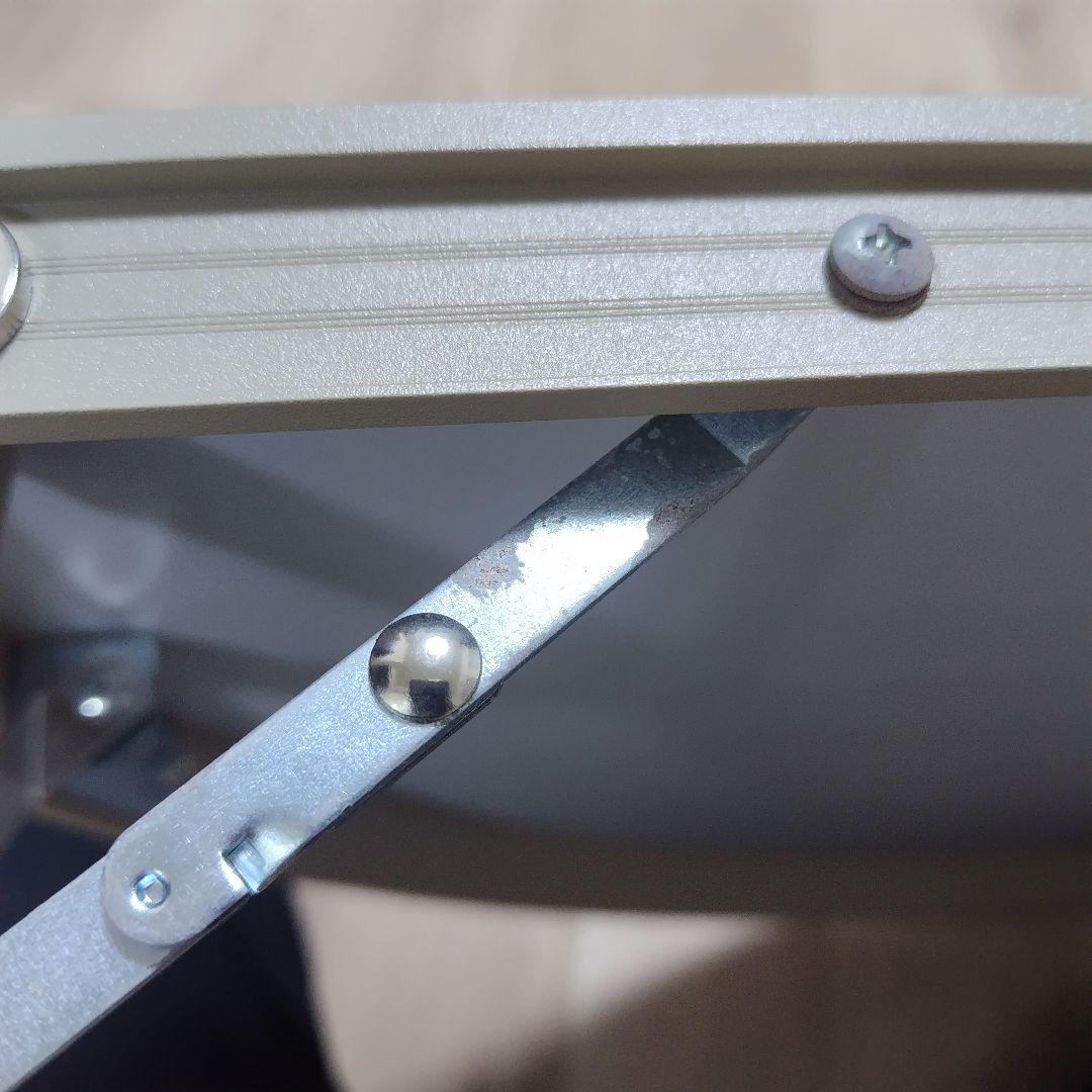 dod　丸型ワンポールテントテーブル　ブラウン/ベージュ