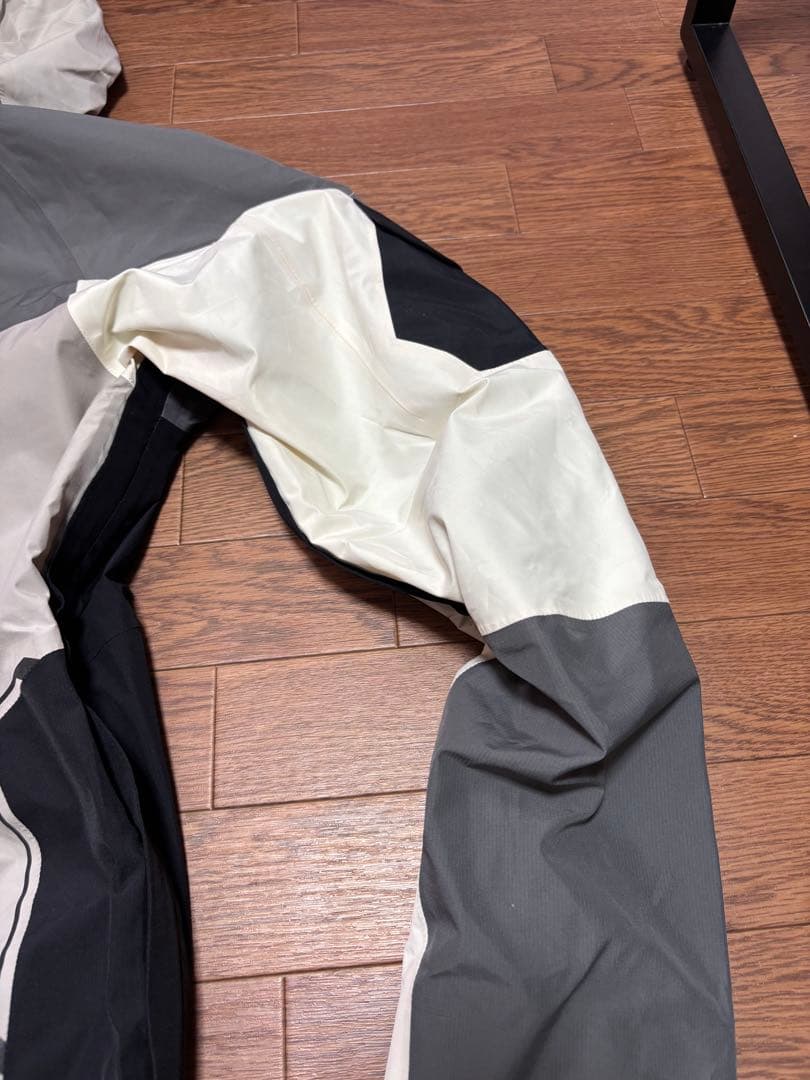 スノーボード BURTON Living Lining GORE-TEX