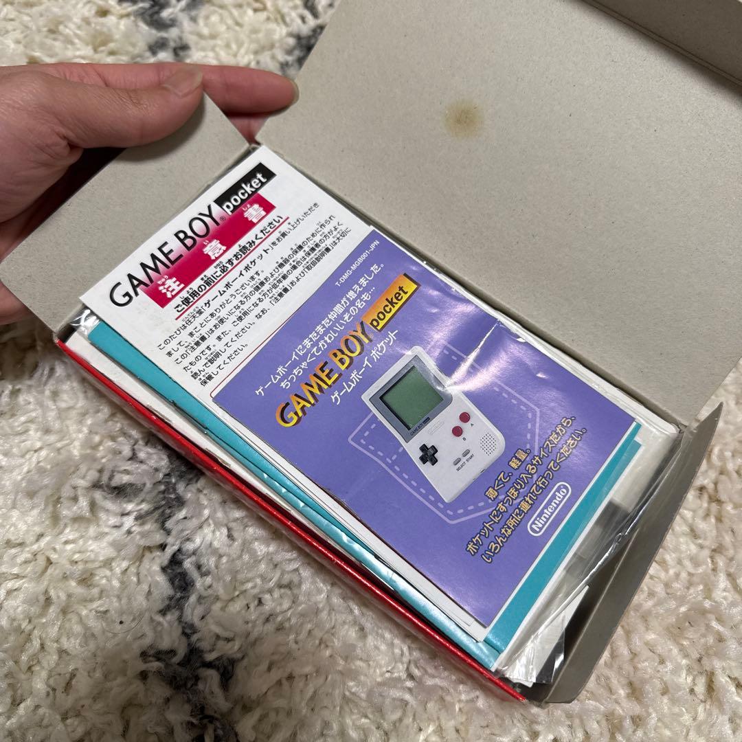 ゲームボーイポケット 赤 箱付き 動作確認済 テトリス付き ※液晶漏れあり