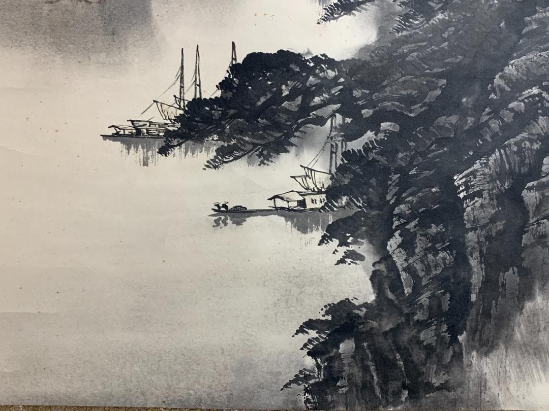 梁栄中 雲山紅帆 山水図 紙本 大幅 掛軸 中国画 396