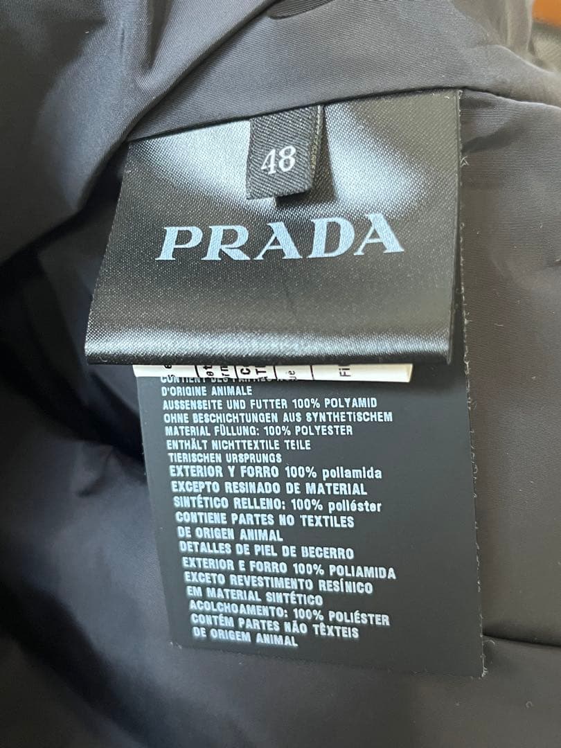 幻　PRADA ブラック フード付きダウンベスト