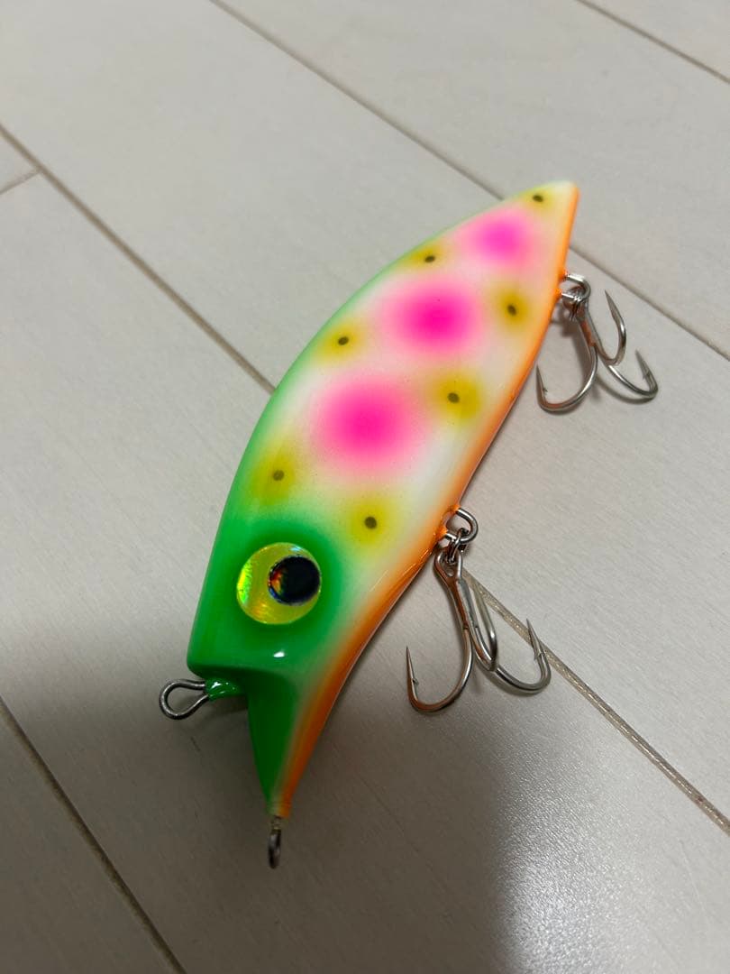 リッジライン　キョロキョロ140f パロット