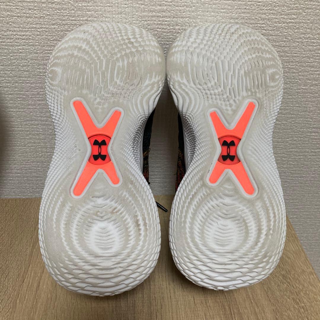 UNDER ARMOUR CURRY10 24.0cm 美品