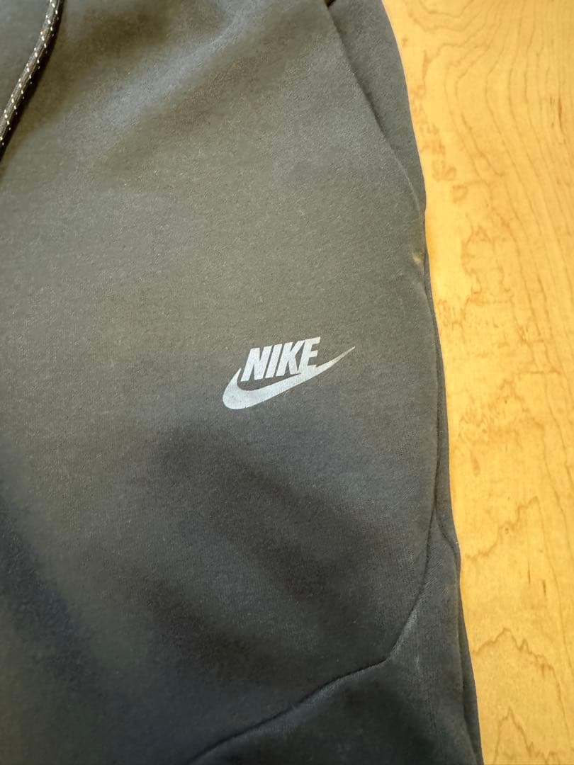 Nike テックフリース　フルジップパーカー　パンツセットアップ　ナイキ