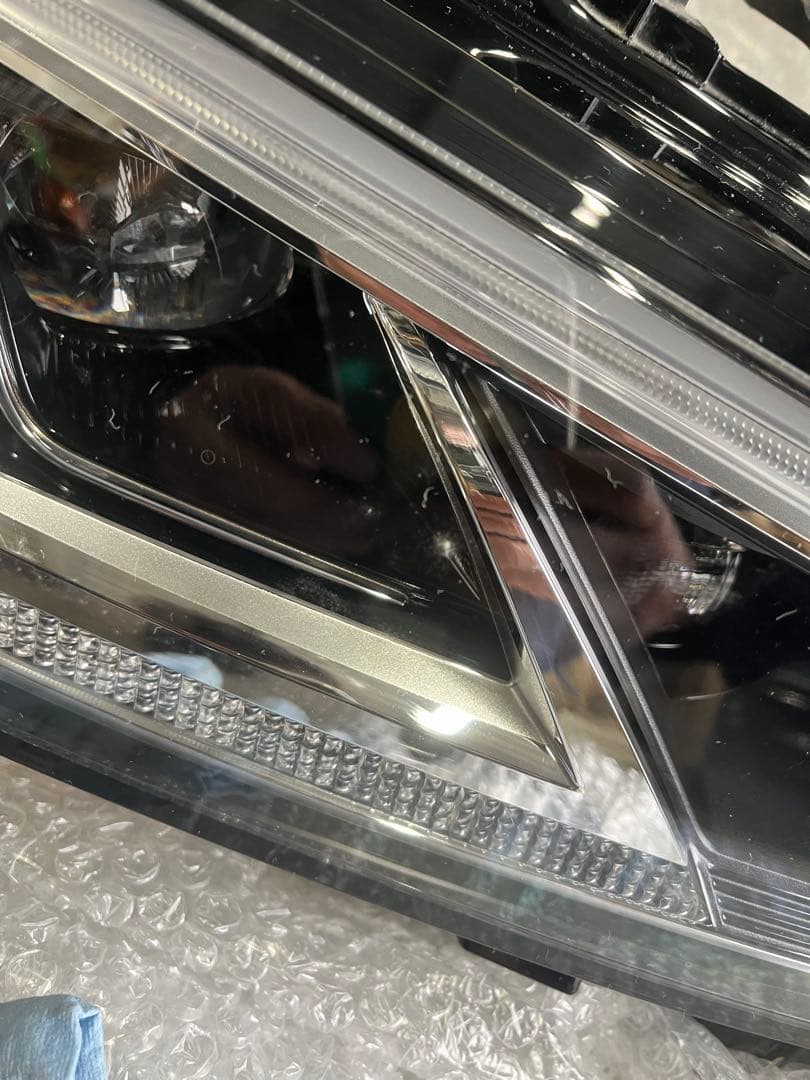 クラウン　２２０系　RS 三眼　美品　左右