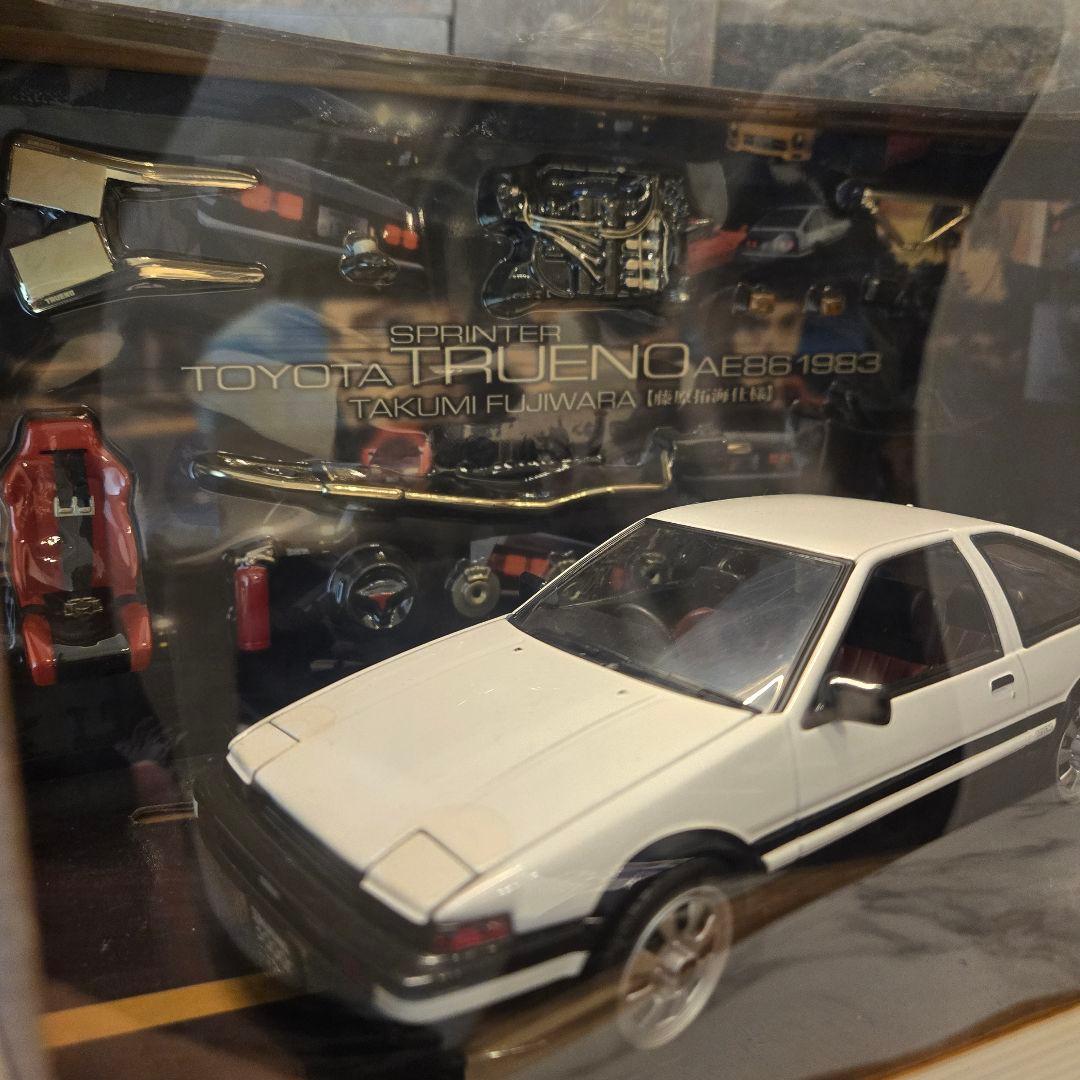 未使用　ホットワークス　頭文字D　AE86 トレノ　1/24