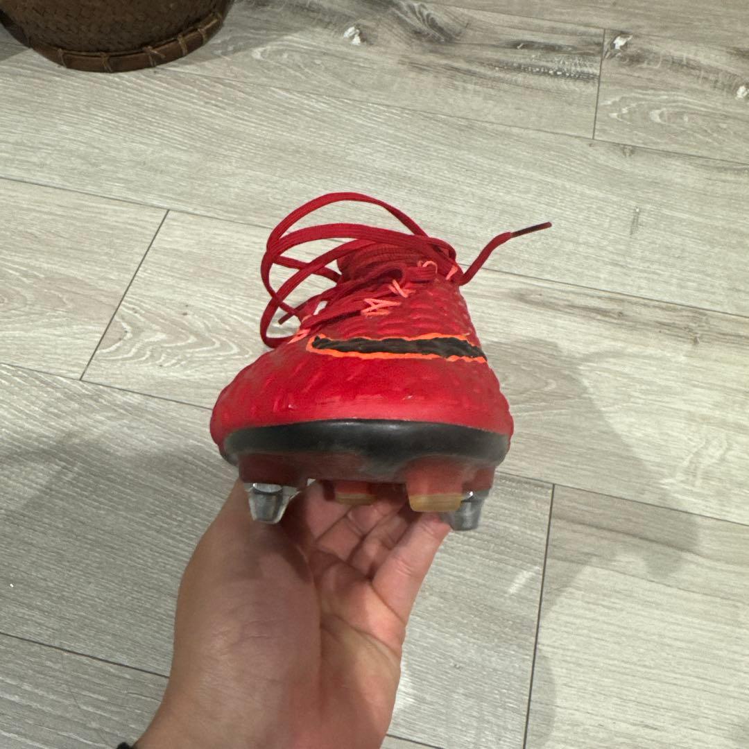 か*ち様 Nike サッカースパイク ハイパーヴェノム