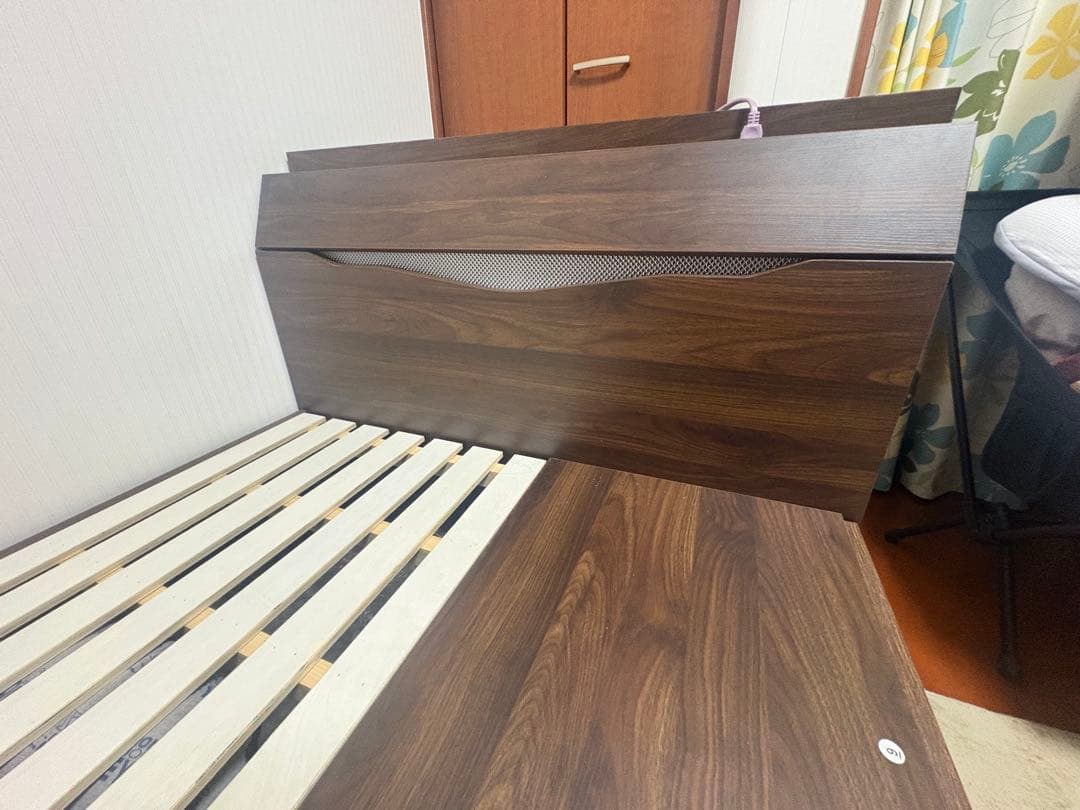 【熊熊】【収納力抜群・照明あり】シングルベッドフレーム引き出し付き