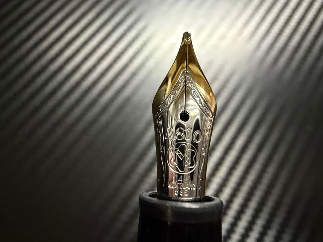 極美品 モンブラン マイスターシュテュック P145 クラシック M 万年筆