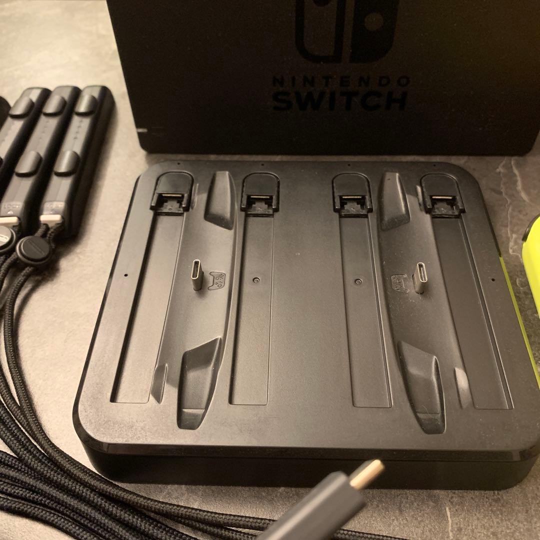 【美品】Nintendo Switch 本体 おまけ付