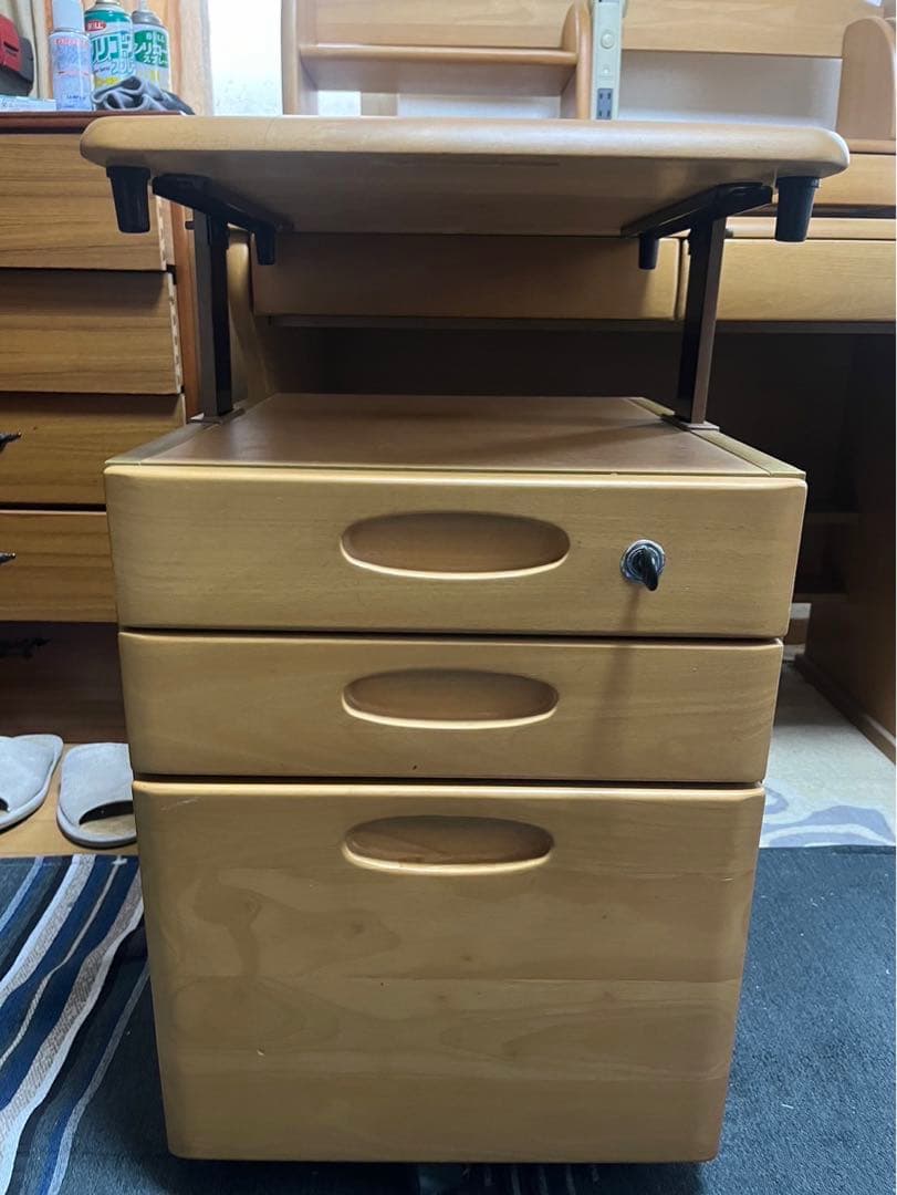 【神戸】オカムラ　学習机　勉強机　美品