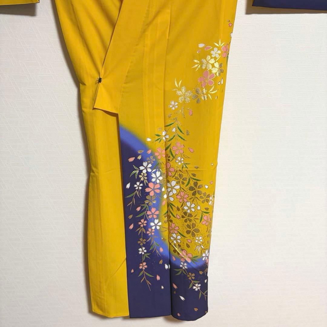 【舞台衣装】 。桜のような花の模様 金彩 単衣 バチ衿 身丈約157cm