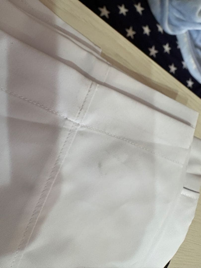 新品タグ付 J.LINDEBERG ゴルフパンツ 白 サイズ31 軽量ストレッチ