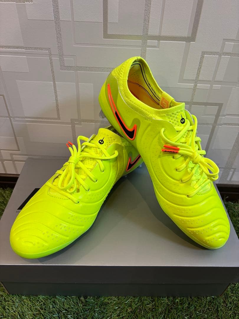 ‼️新品未使用‼️ ティエンポレジェンド10 エリート AG-PRO 26センチ