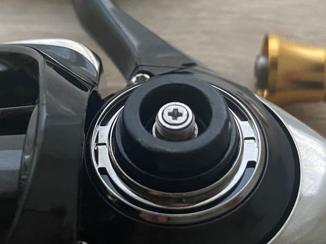 ダイワ 23レガリス LT2500S-XH 【中古品】