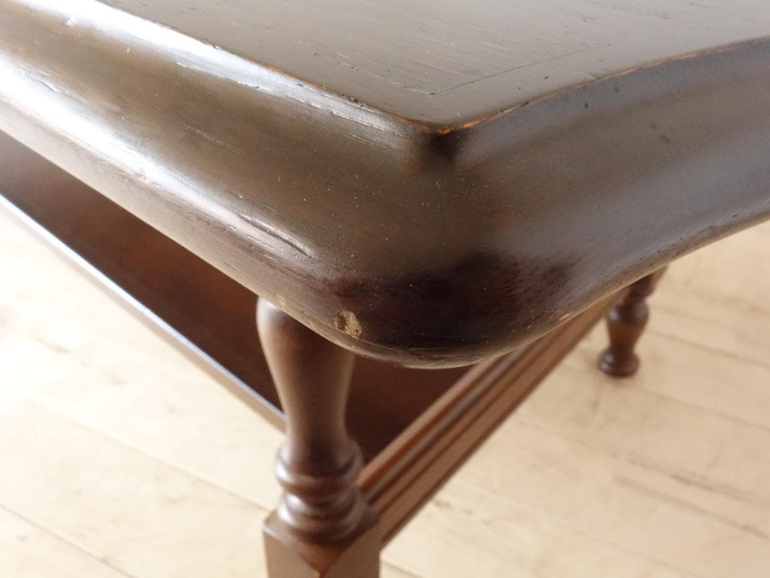 飛騨産業　キツツキ　センターテーブル　ＵＳＥＤ　再塗装済