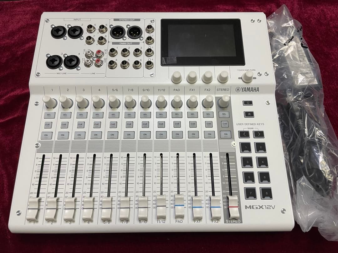 YAMAHA ( ヤマハ ) / MGX12V W　デジタルミキサー