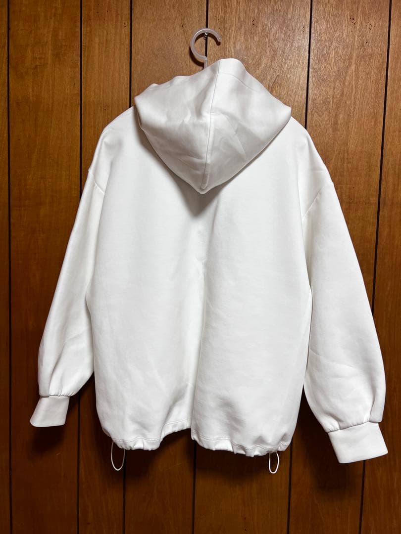 土日限定価格！【23区Lサイズ】昨年物！着痩せ♪抜け感◎ダンボールパーカー