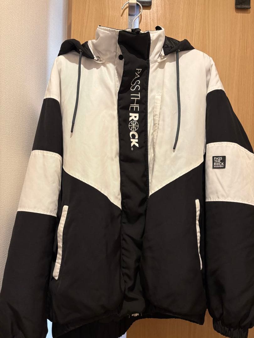 PASS THE ROCK パスザロック　アウター　M