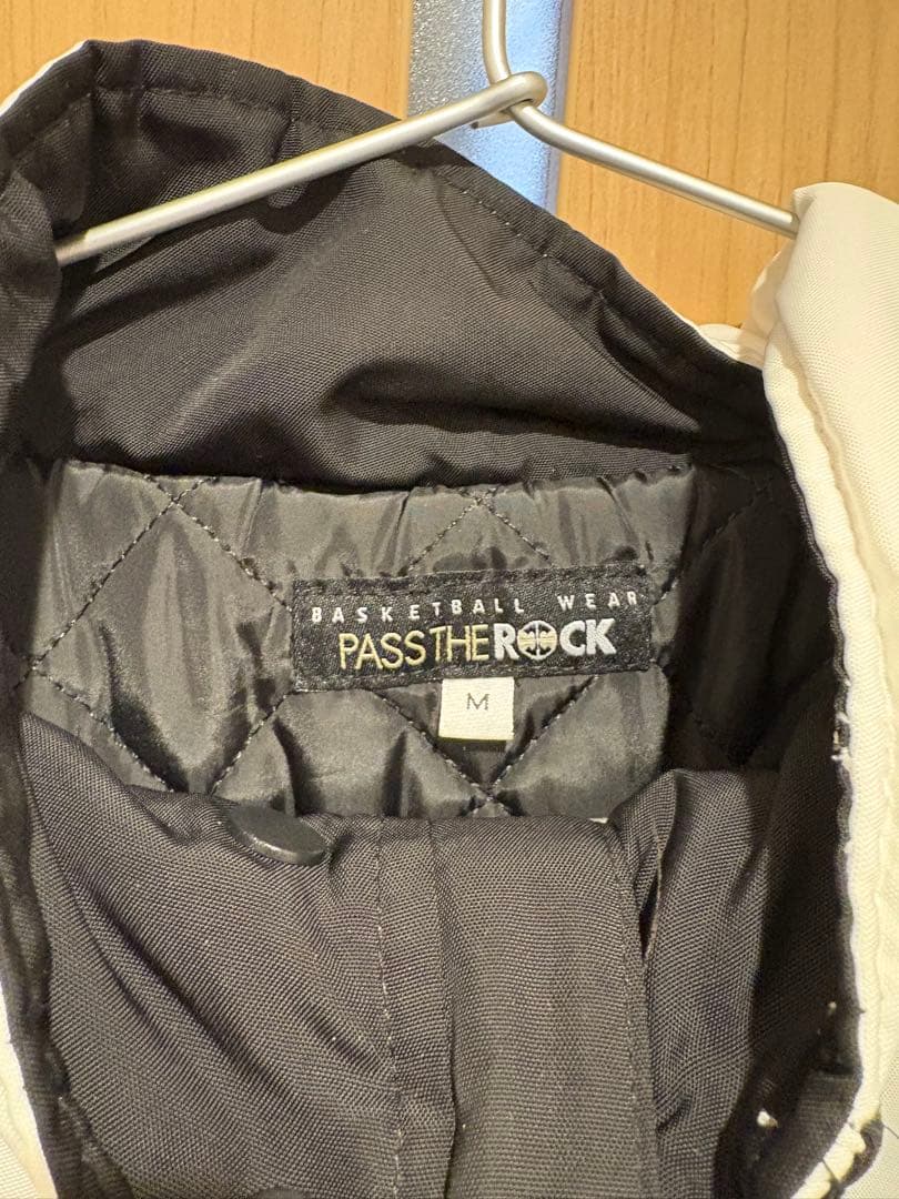 PASS THE ROCK パスザロック　アウター　M