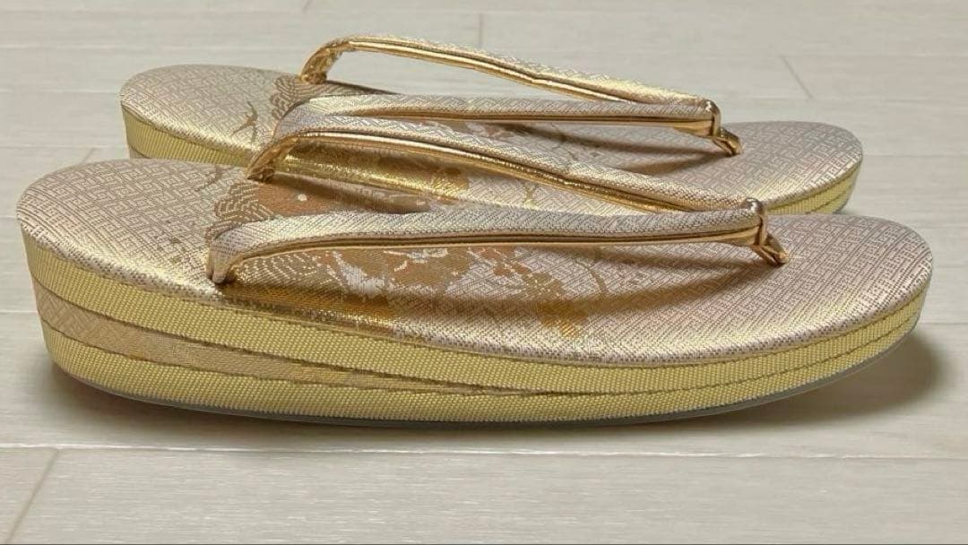 《未使用》草履バッグセット　フォーマル　帯地　ゴールド