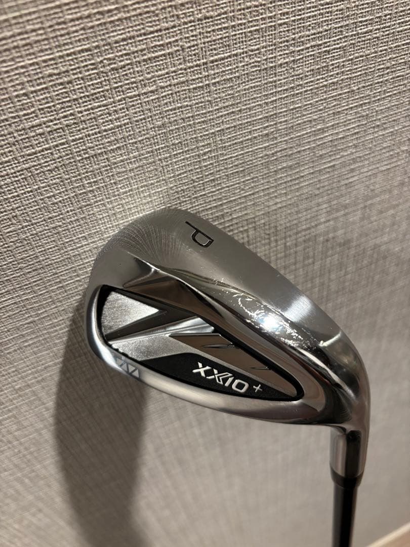 ゼクシオ１４＋アイアン　セット　カーボンシャフトＳ　７本