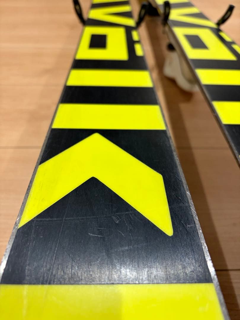 Völkl ジュニア スキー 板