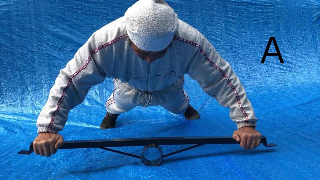 プッシュアップバー　腕立て伏せ　筋トレ　器具　用具　ヤマサキ運動用具製作所