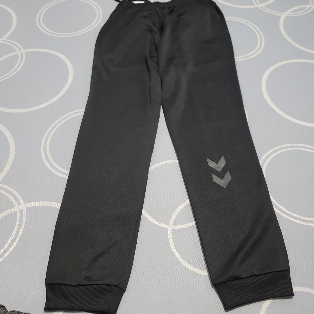 ⑮　hummel 黒 フード付きスウェットシャツとパンツセット 別売可