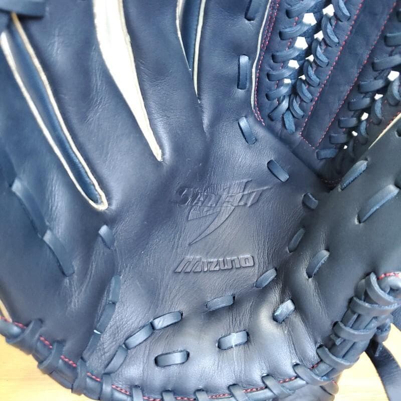 ミズノ WBC 日本代表 侍JAPAN 限定カラー 美品 左投げ用 軟式グローブ