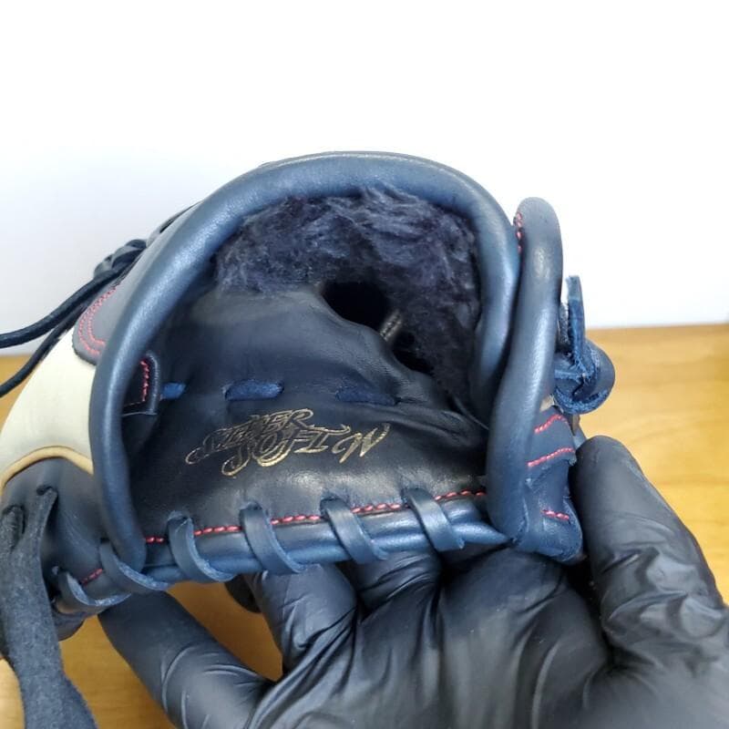 ミズノ WBC 日本代表 侍JAPAN 限定カラー 美品 左投げ用 軟式グローブ