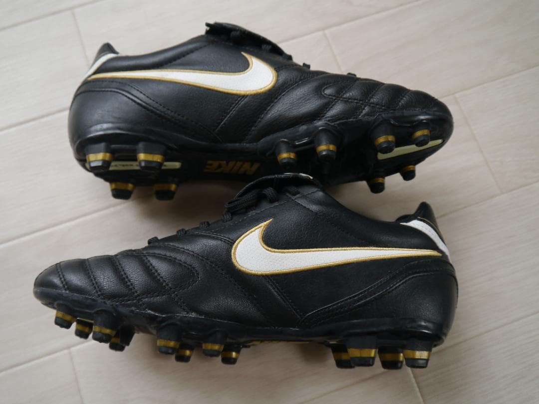 NIKE ナイキ レジェンド 25.5cm ティエンポ