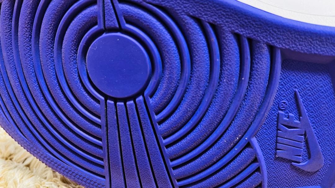 シューズ(男性用) NIKE AIR JORDAN 1MID BLACK/DARKIRISWHITE