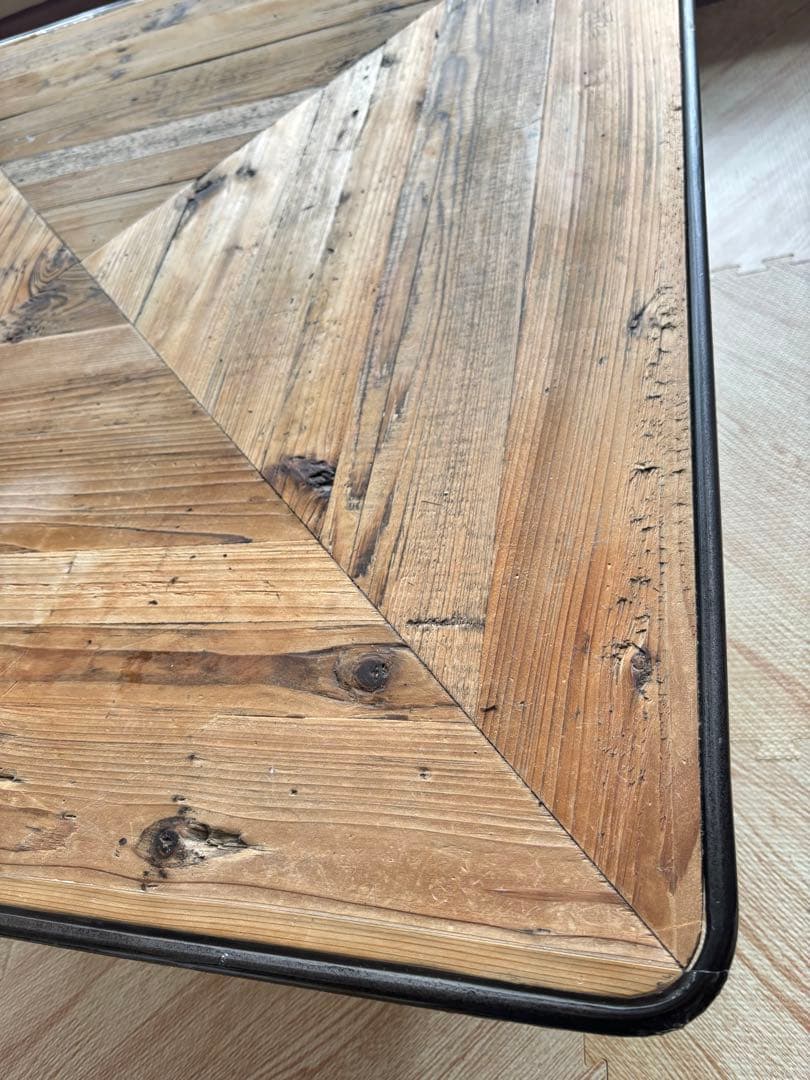 クラッシュゲート　ローテーブル　クリス　カフェテーブル　ダイニング