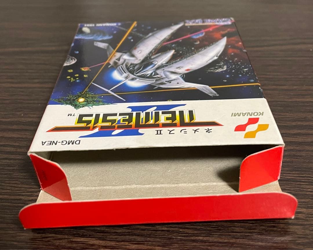 ゲームボーイ　美品　中古カセット　ネメシスⅡ 箱　説明書付き