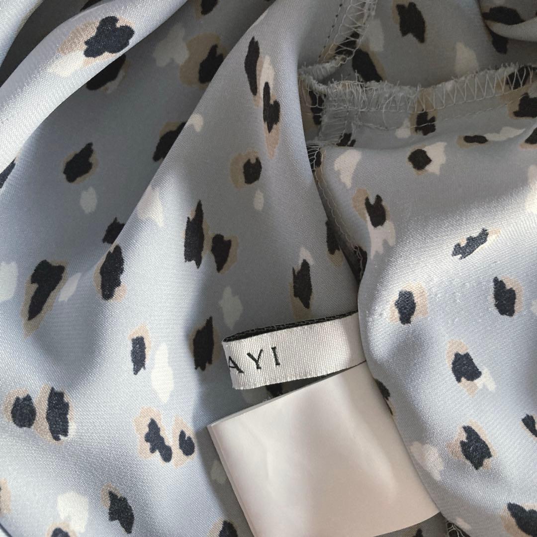 美品ANAYIアナイ水色ブラウス長袖ボウタイ　サイズ38 上品