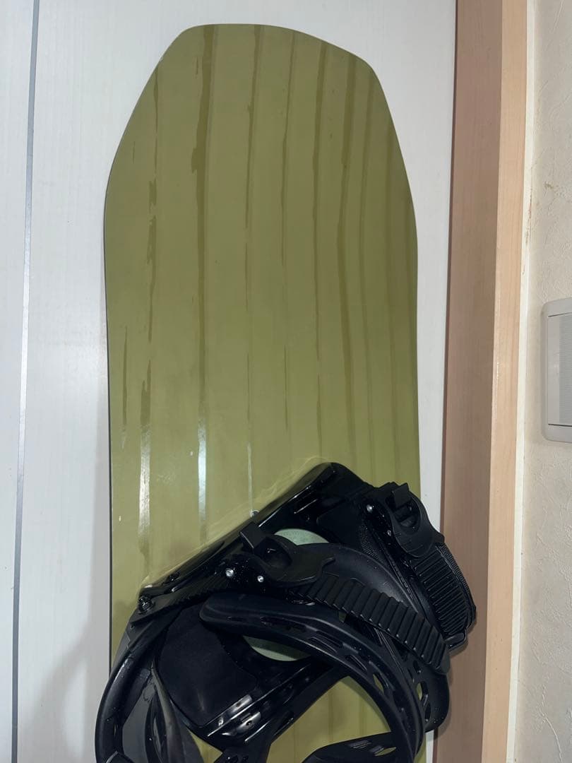 展示品！最強グラトリカービングボード！FLUX TWR 154cm 新品バイン