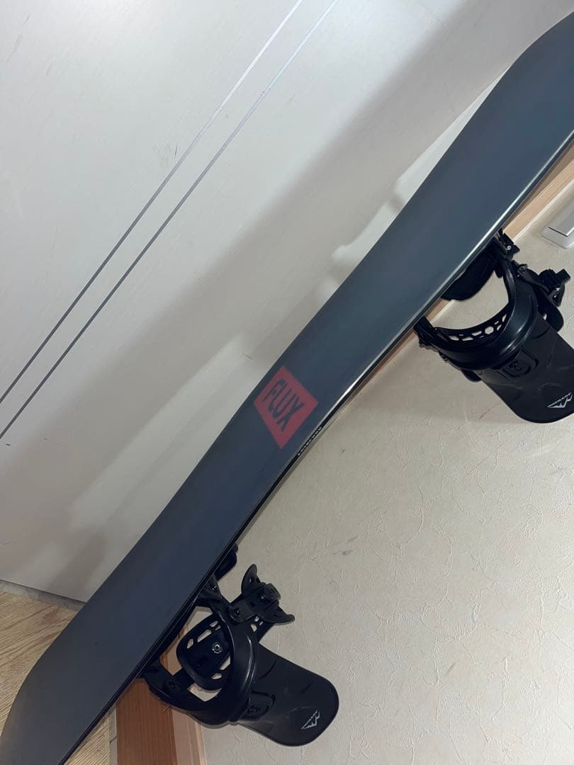 展示品！最強グラトリカービングボード！FLUX TWR 154cm 新品バイン