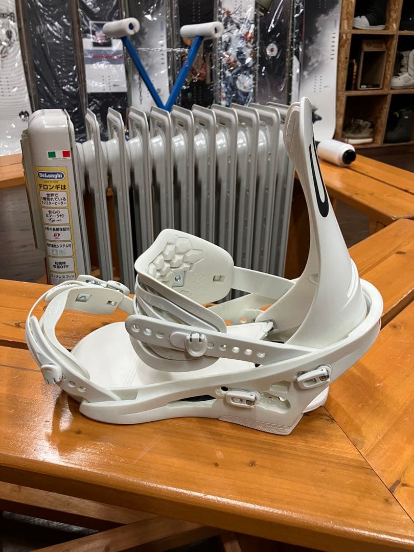 【中古】23-24 FLUX DS スノーボード　ビンディング　フラックス
