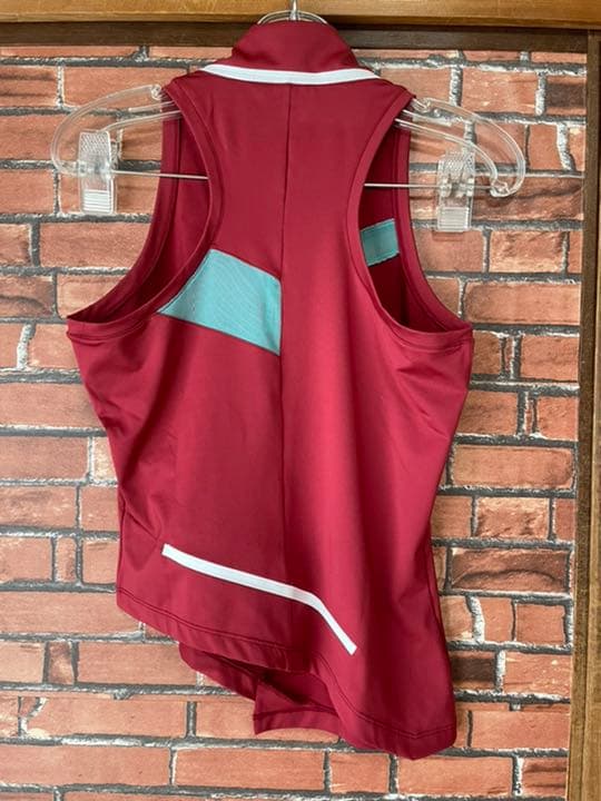 新品 NIKE ナイキ テニスウェア タンクトップ ノースリーブ レディースS