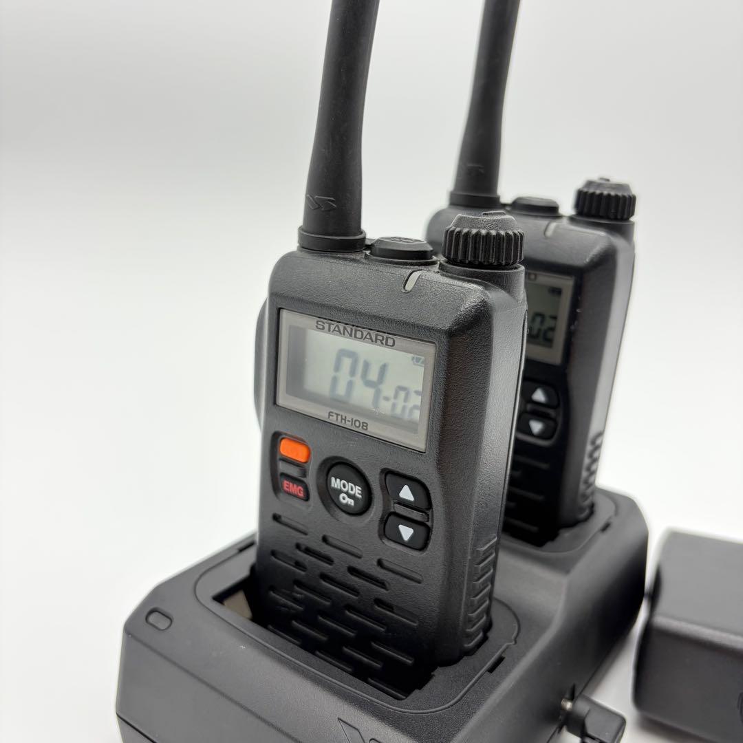 2台セット トランシーバー 充電器付き STANDARD FTH-108