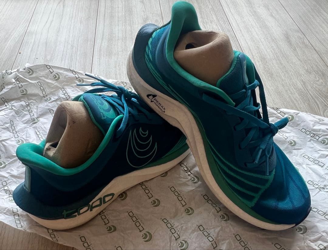 TOPO CYCLONE 2 青緑 スニーカー