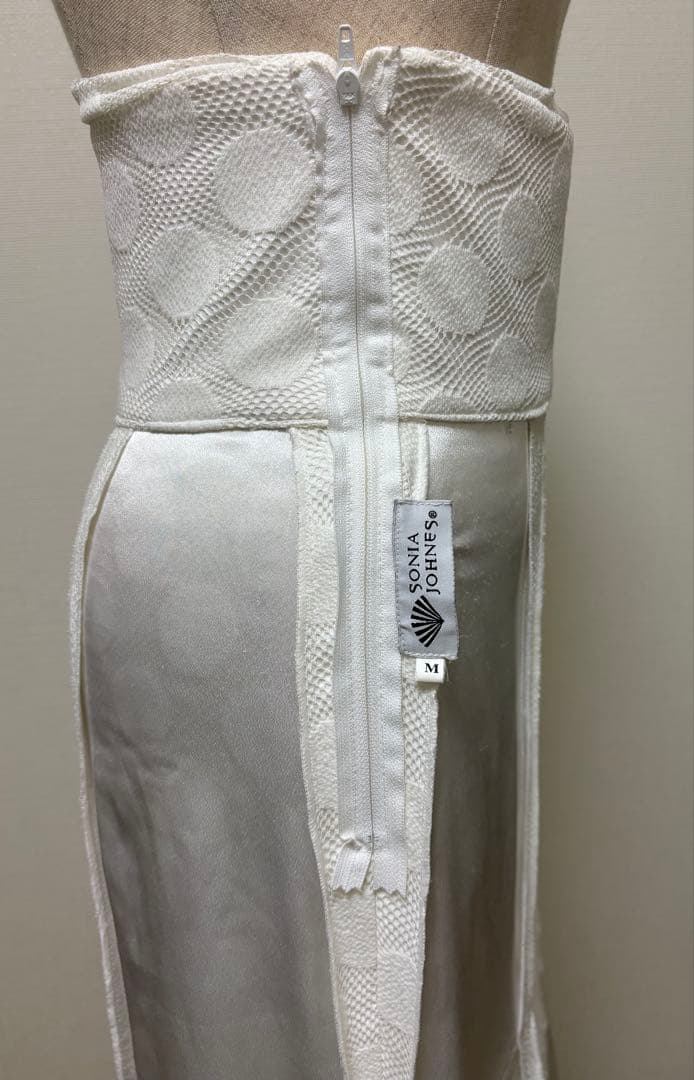 ソニアジョーンズ　フラメンコ衣装　ツーピース　シージョ付き