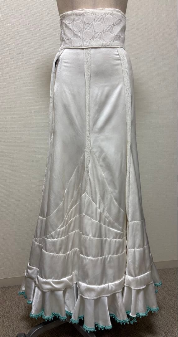 ソニアジョーンズ　フラメンコ衣装　ツーピース　シージョ付き