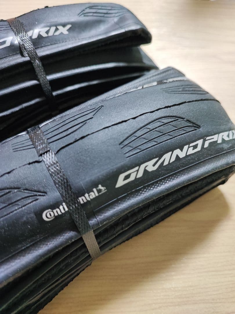 新品 Continental Grand Prix 28c 2本セット
