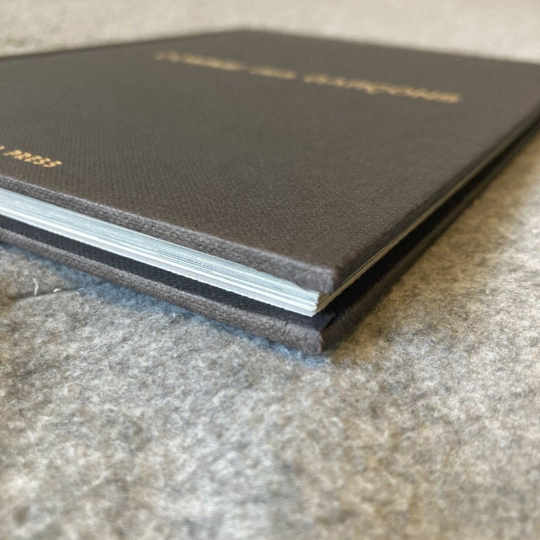 COMME des GARÇONS ギャルソン アートブック 広告