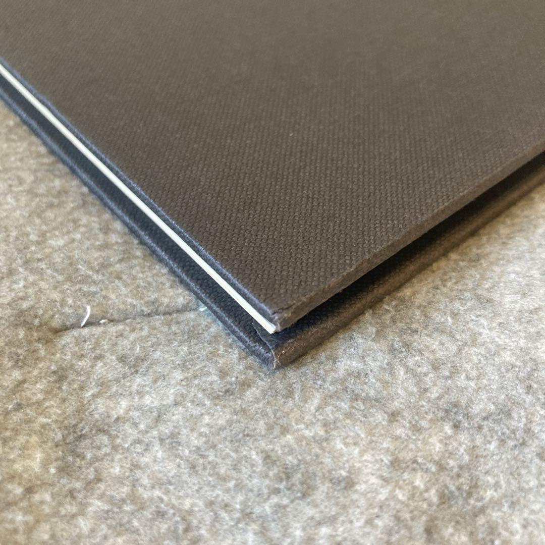 COMME des GARÇONS ギャルソン アートブック 広告