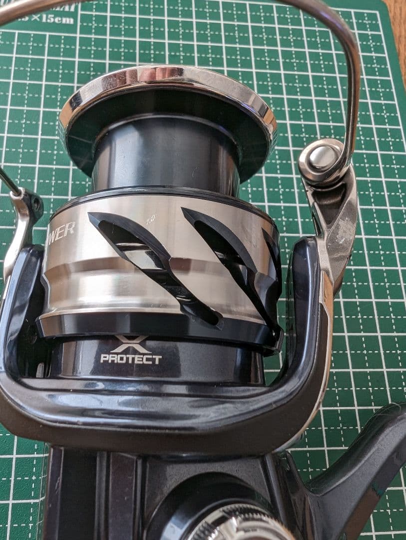 21ツインパワーsw4000XG 箱、説明書、リールバンド、オイル　付属品完備